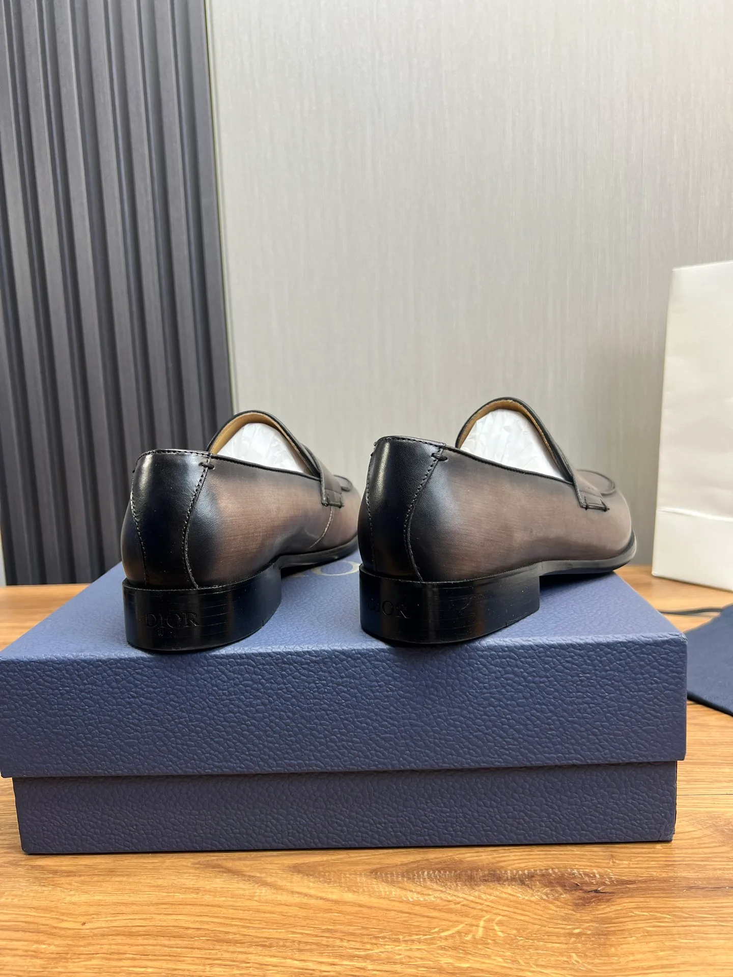 Men's men's shoes 💰540💰 Dior men's business casual leather shoes 👞all made of imported original brand leather, just to create a more comfortable wearing experience, upper: original cowhide ➕ imported cowhide lining, original non-slip and wear-resistant rubber outsole ✔️36-45 (45 non-returnable)